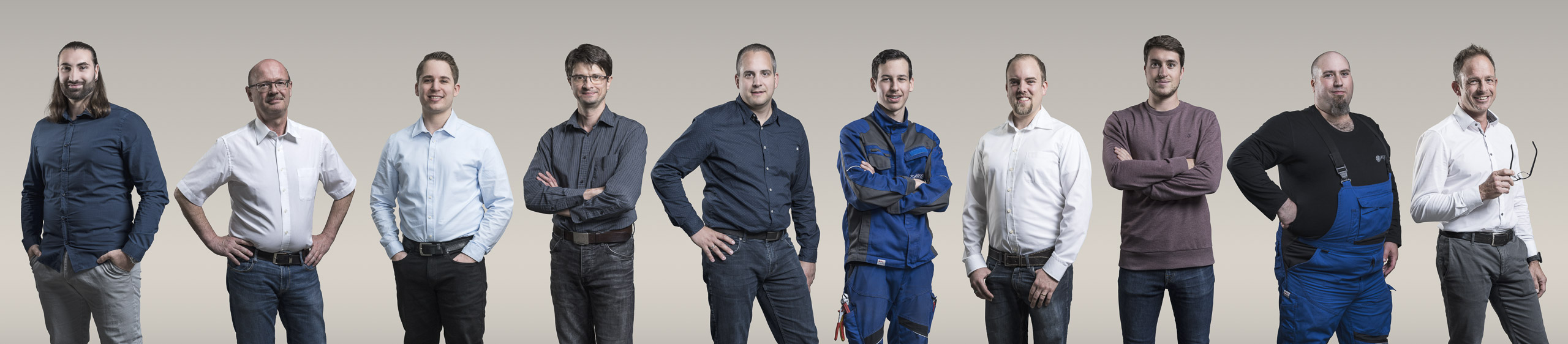 Teamfoto der Penta Electric Mitarbeiter