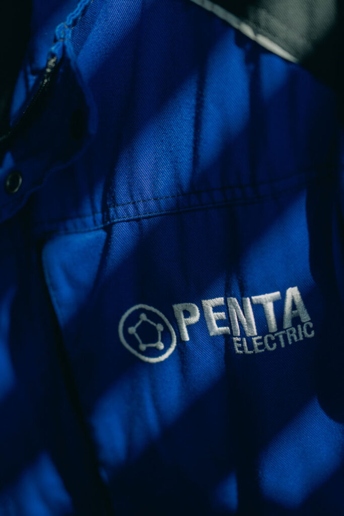 Penta Eletric mit Logo bestickte Arbeitskleidung
